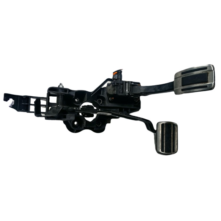 Peugeot 2008 23- Πεταλιέρα