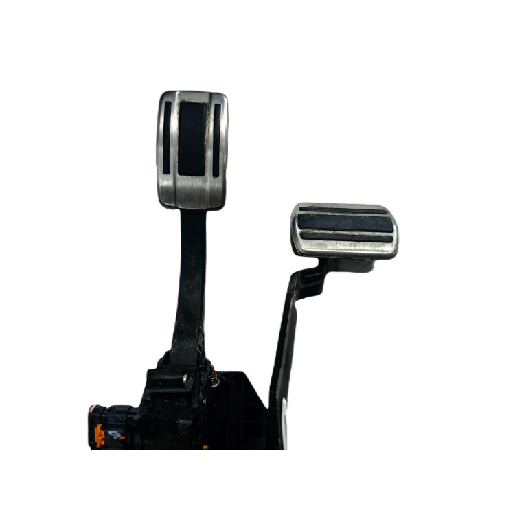 Peugeot 2008 23- Πεταλιέρα