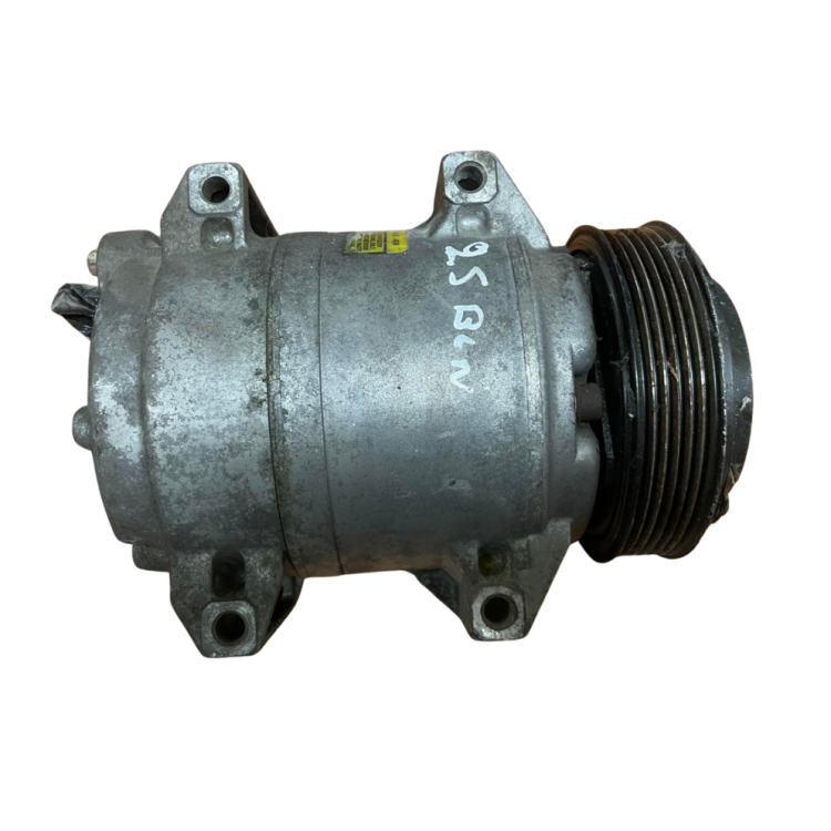 Κομπρεσέρ A/C VOLVO με Κωδικό 8708581 Κομπρεσέρ A/C VOLVO με Κωδικό 8708581