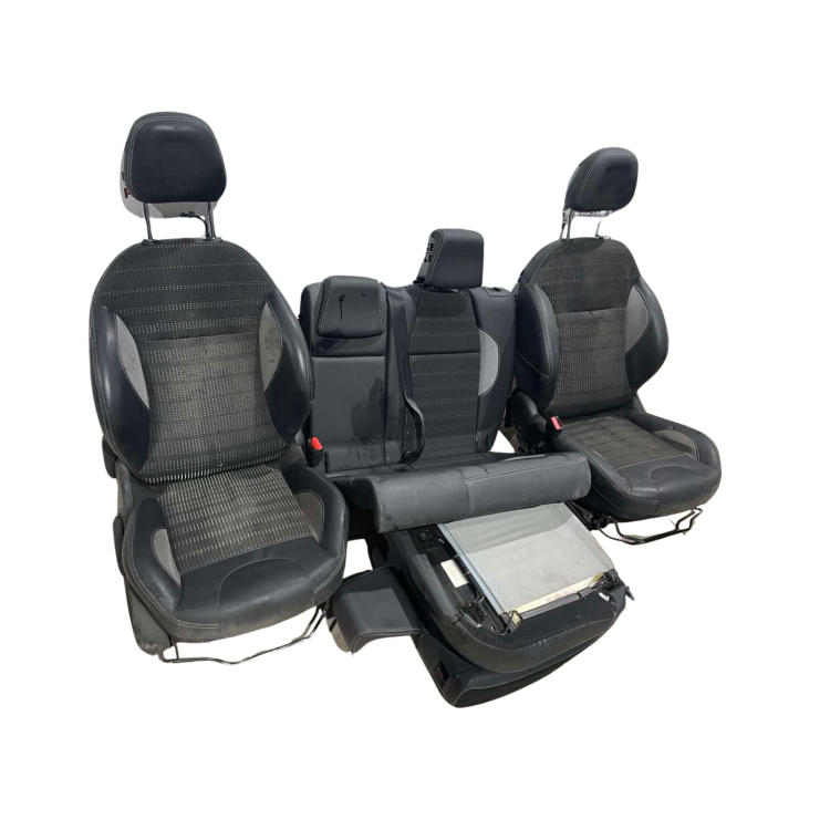 Σαλόνι Peugeot 2008 2013-2019