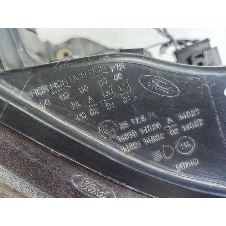 Εμπρός Δεξί Φανάρι Ford Focus 2011-2014