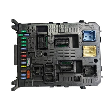 Ασφαλειοθήκη Peugeot 308 2008-2013 966405918001 Ασφαλειοθήκη Peugeot 308 2008-2013 966405918001