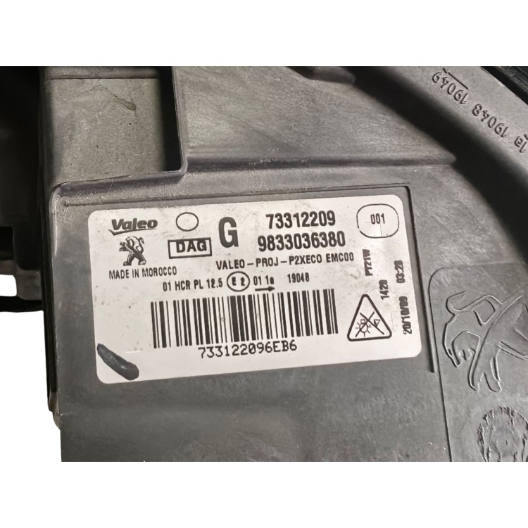 Φανάρι Οδηγού Peugeot 2008 2019-2023