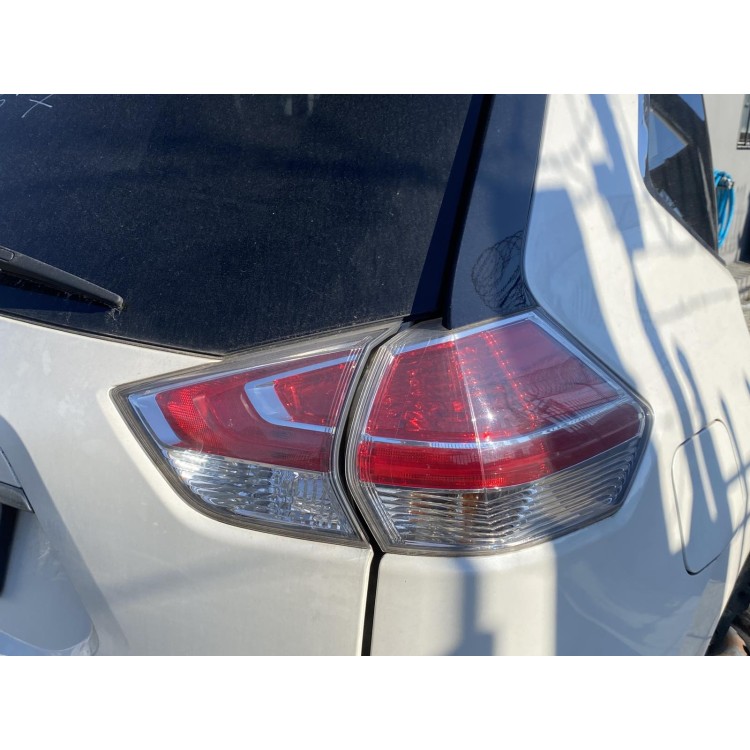 Πίσω Έξω Δεξί Φανάρι Nissan X-TRAIL 2014-2017 Πίσω Έξω Δεξί Φανάρι Nissan X-TRAIL 2014-2017