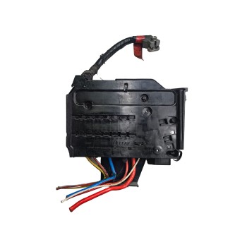Ford Focus 2011-2014 Ασφαλειοθήκη AV6T14A067BB OEM Ford Focus 2011-2014 Ασφαλειοθήκη AV6T14A067BB OEM